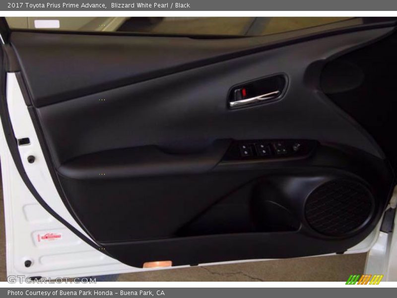 Blizzard White Pearl / Black 2017 Toyota Prius Prime Advance