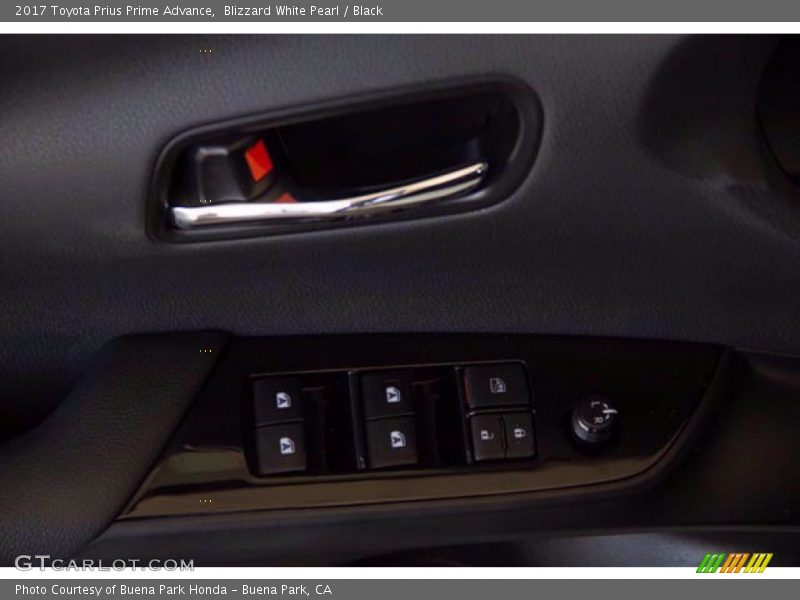 Blizzard White Pearl / Black 2017 Toyota Prius Prime Advance