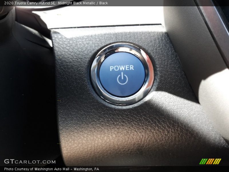 Midnight Black Metallic / Black 2020 Toyota Camry Hybrid SE