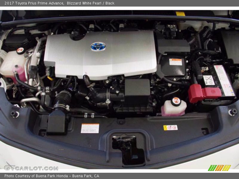 Blizzard White Pearl / Black 2017 Toyota Prius Prime Advance