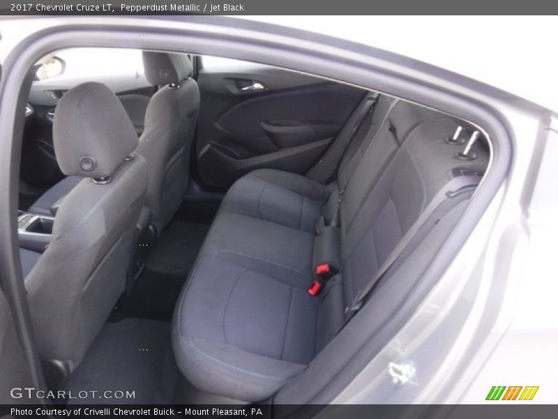 Pepperdust Metallic / Jet Black 2017 Chevrolet Cruze LT