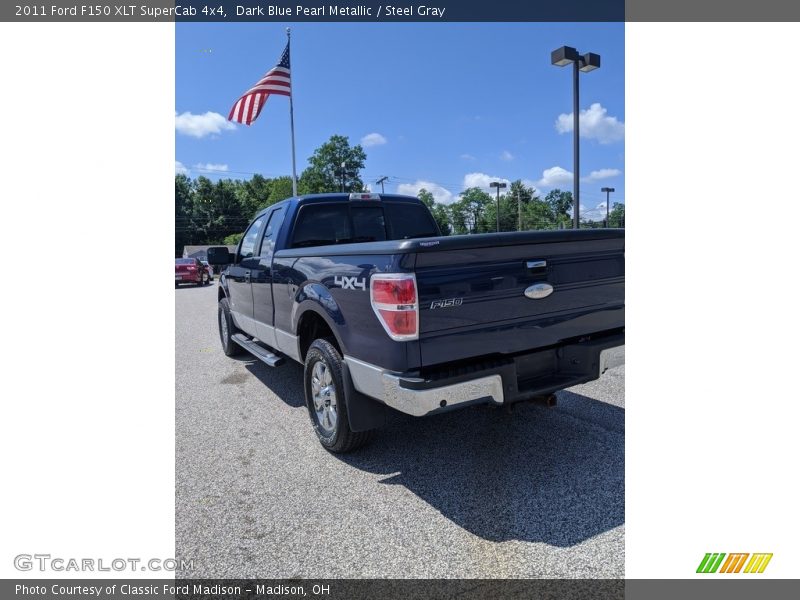 Dark Blue Pearl Metallic / Steel Gray 2011 Ford F150 XLT SuperCab 4x4