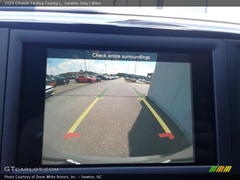 Ceramic Grey / Black 2020 Chrysler Pacifica Touring L