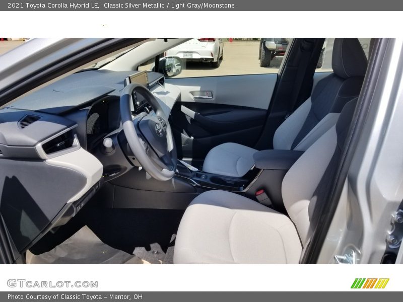 Classic Silver Metallic / Light Gray/Moonstone 2021 Toyota Corolla Hybrid LE