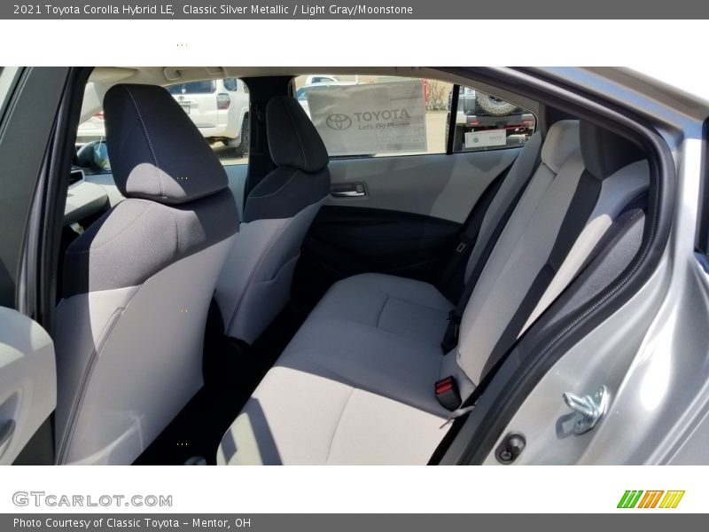 Classic Silver Metallic / Light Gray/Moonstone 2021 Toyota Corolla Hybrid LE