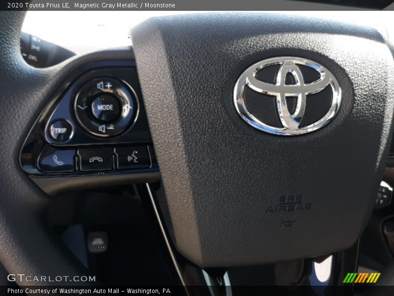 Magnetic Gray Metallic / Moonstone 2020 Toyota Prius LE