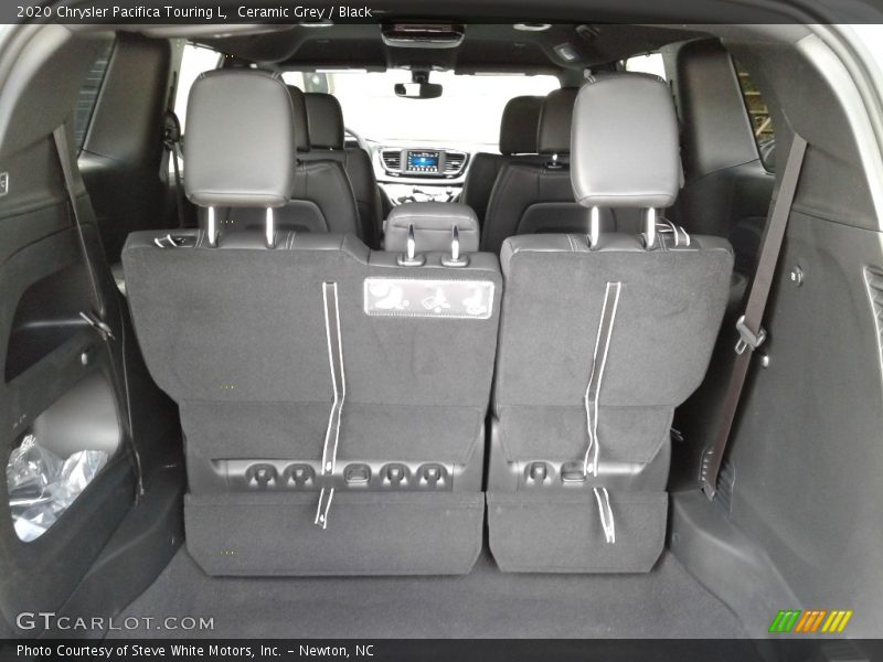 Ceramic Grey / Black 2020 Chrysler Pacifica Touring L