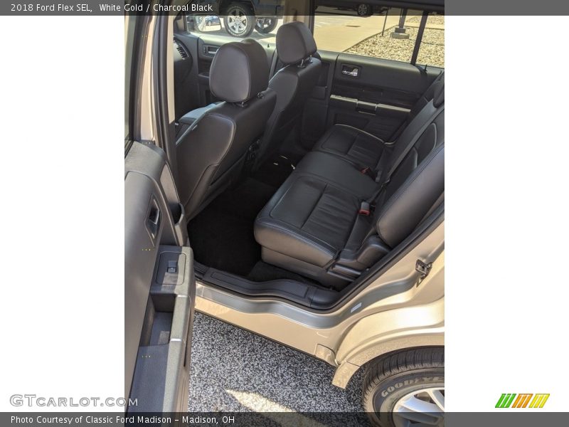 White Gold / Charcoal Black 2018 Ford Flex SEL