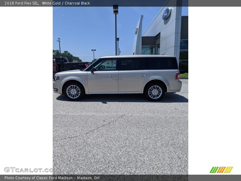 White Gold / Charcoal Black 2018 Ford Flex SEL
