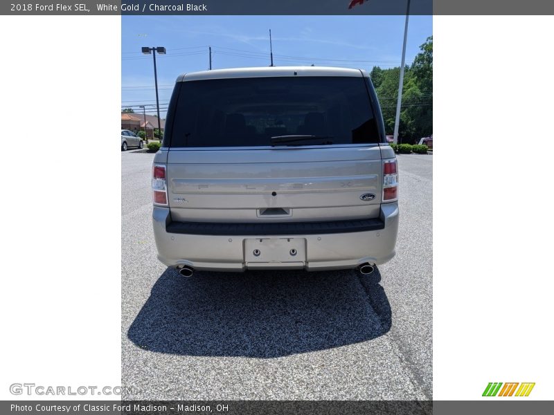 White Gold / Charcoal Black 2018 Ford Flex SEL