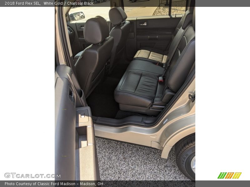 White Gold / Charcoal Black 2018 Ford Flex SEL