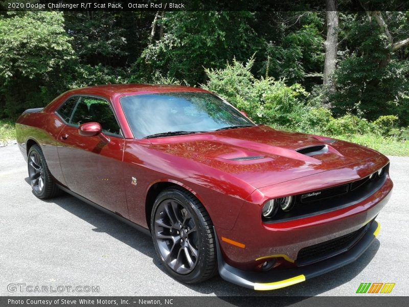 Front 3/4 View of 2020 Challenger R/T Scat Pack