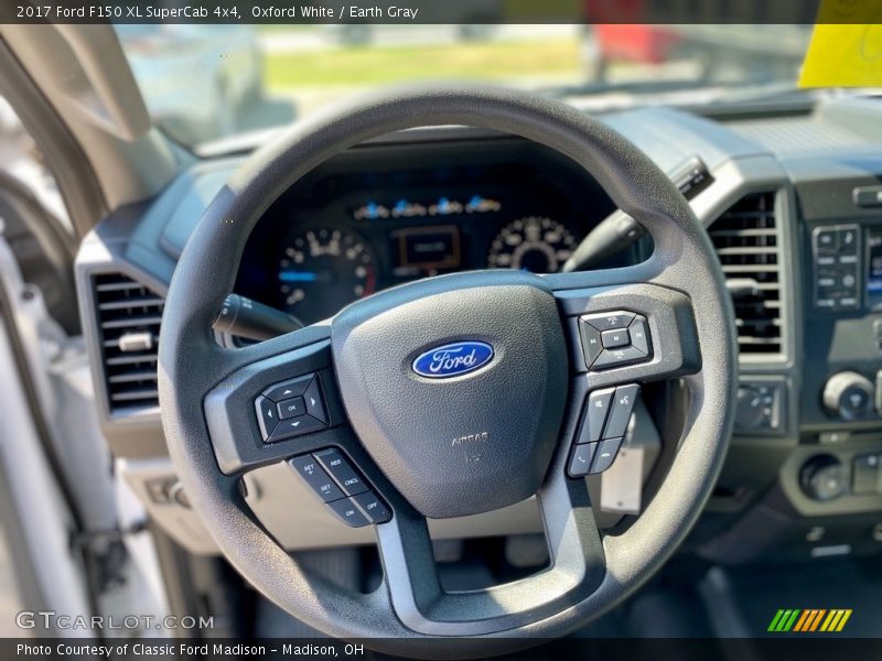 Oxford White / Earth Gray 2017 Ford F150 XL SuperCab 4x4
