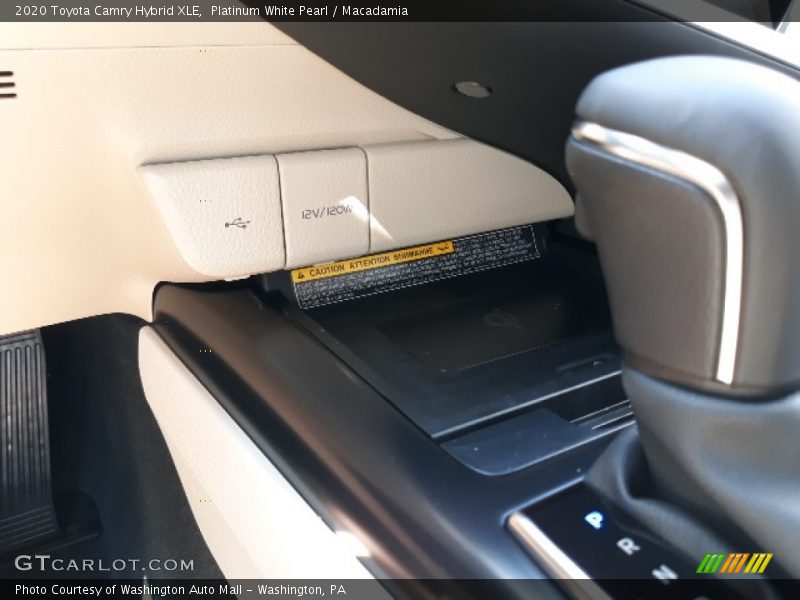 Platinum White Pearl / Macadamia 2020 Toyota Camry Hybrid XLE