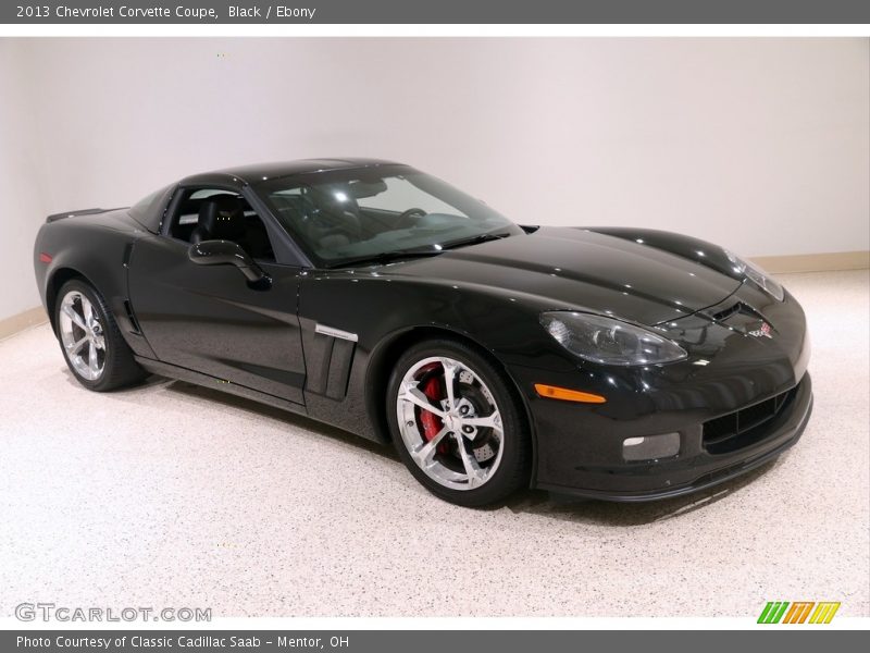 Front 3/4 View of 2013 Corvette Coupe