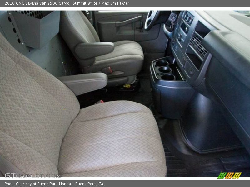 Front Seat of 2016 Savana Van 2500 Cargo