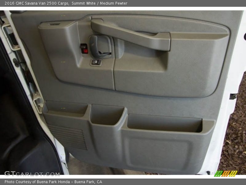 Door Panel of 2016 Savana Van 2500 Cargo