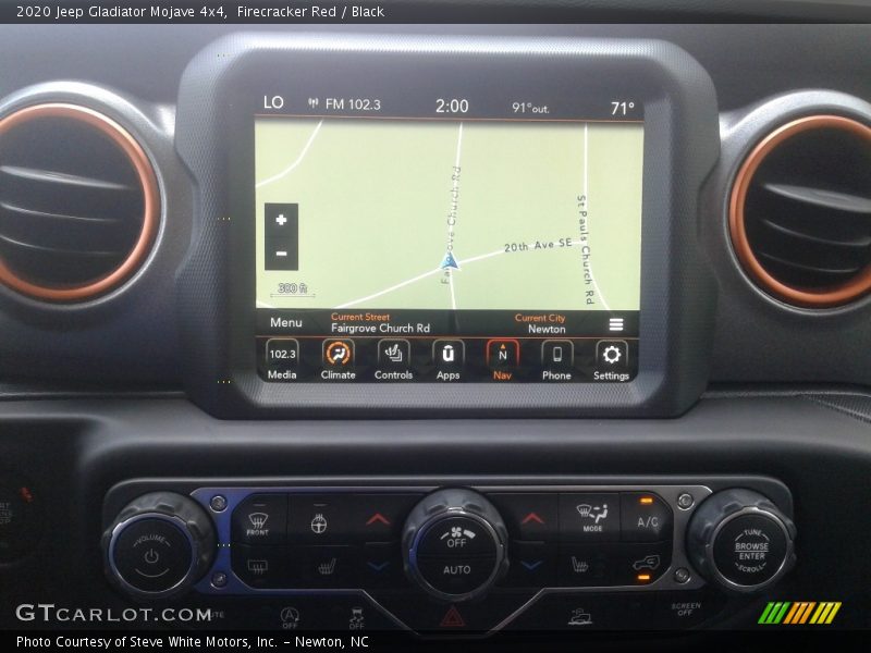 Navigation of 2020 Gladiator Mojave 4x4