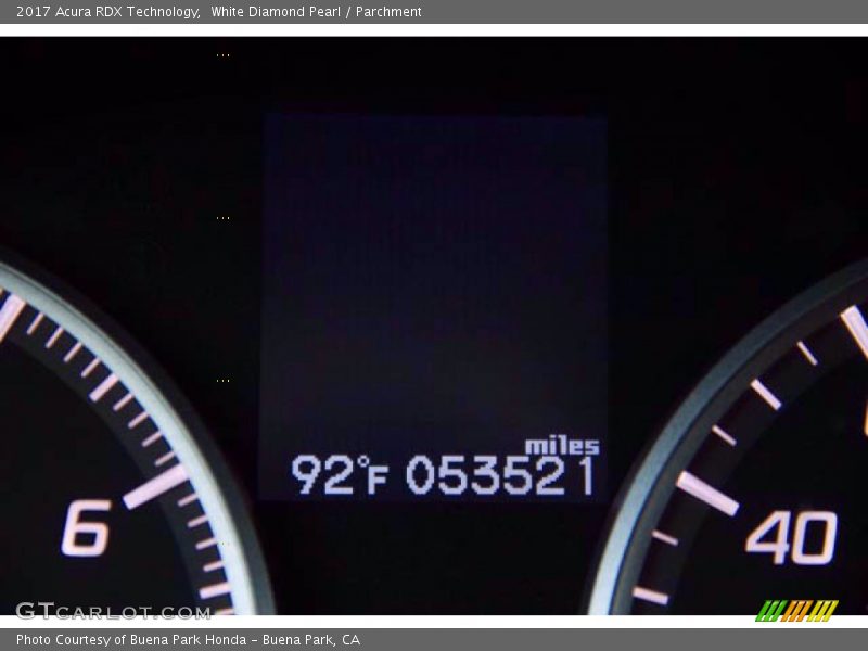 White Diamond Pearl / Parchment 2017 Acura RDX Technology