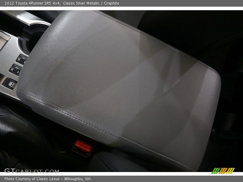 Classic Silver Metallic / Graphite 2012 Toyota 4Runner SR5 4x4
