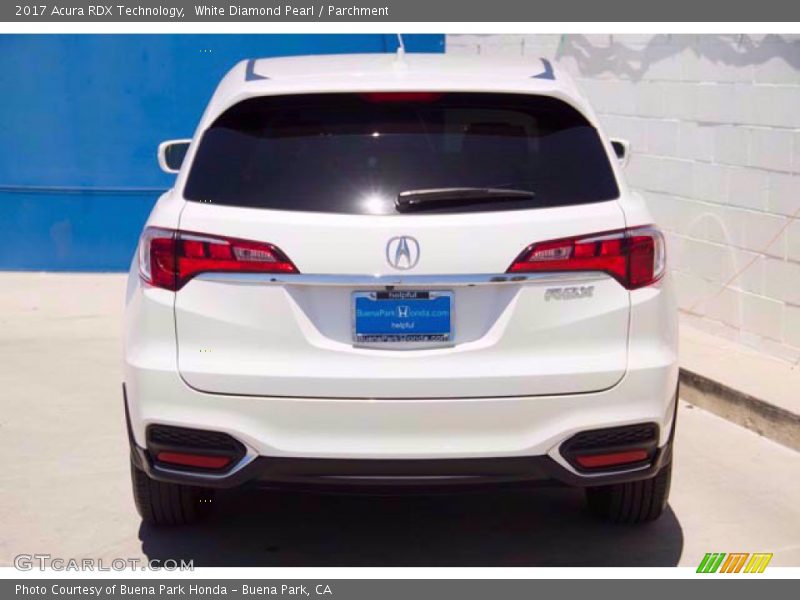 White Diamond Pearl / Parchment 2017 Acura RDX Technology