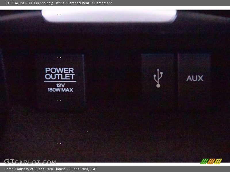 White Diamond Pearl / Parchment 2017 Acura RDX Technology