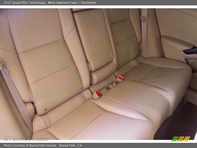 White Diamond Pearl / Parchment 2017 Acura RDX Technology