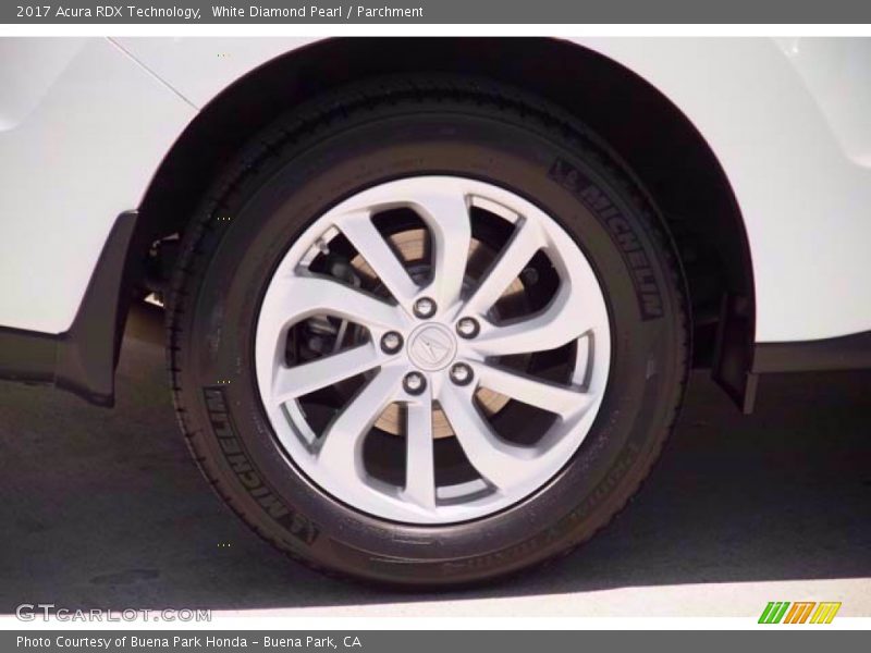 White Diamond Pearl / Parchment 2017 Acura RDX Technology