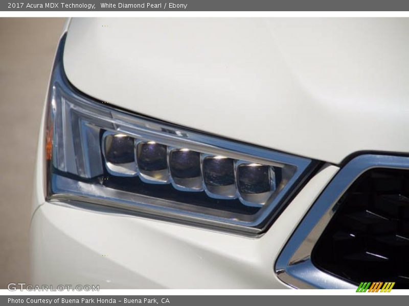 White Diamond Pearl / Ebony 2017 Acura MDX Technology