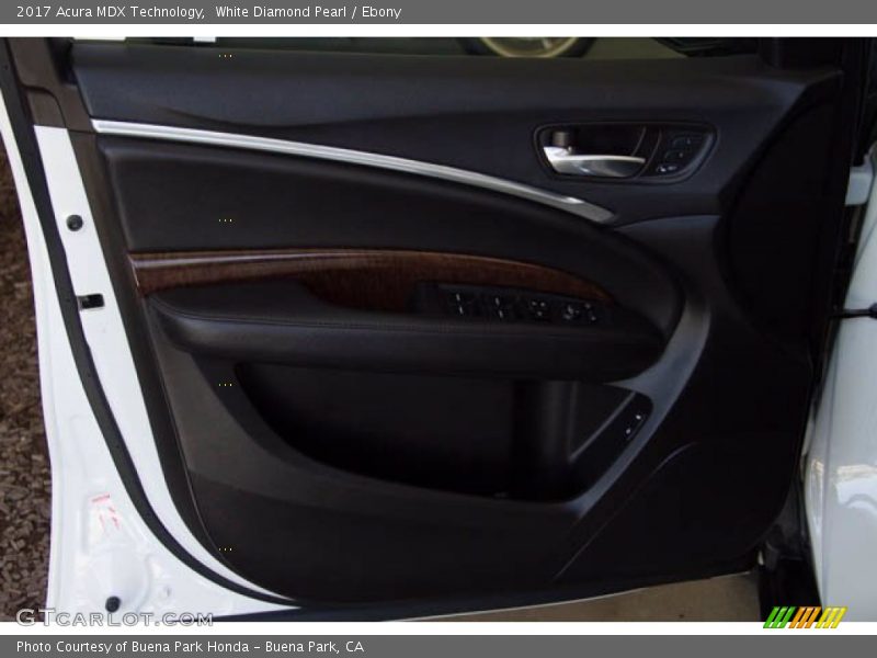 White Diamond Pearl / Ebony 2017 Acura MDX Technology