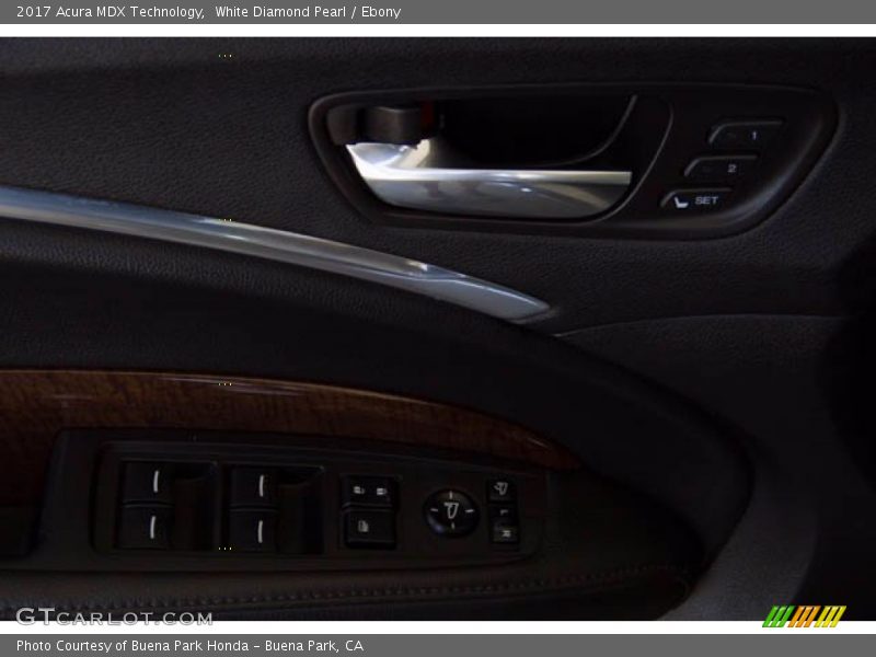 White Diamond Pearl / Ebony 2017 Acura MDX Technology