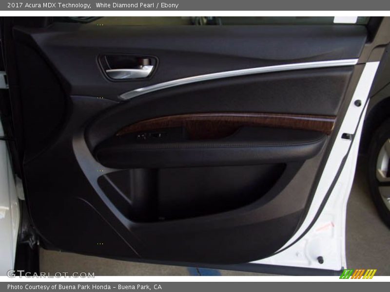 White Diamond Pearl / Ebony 2017 Acura MDX Technology