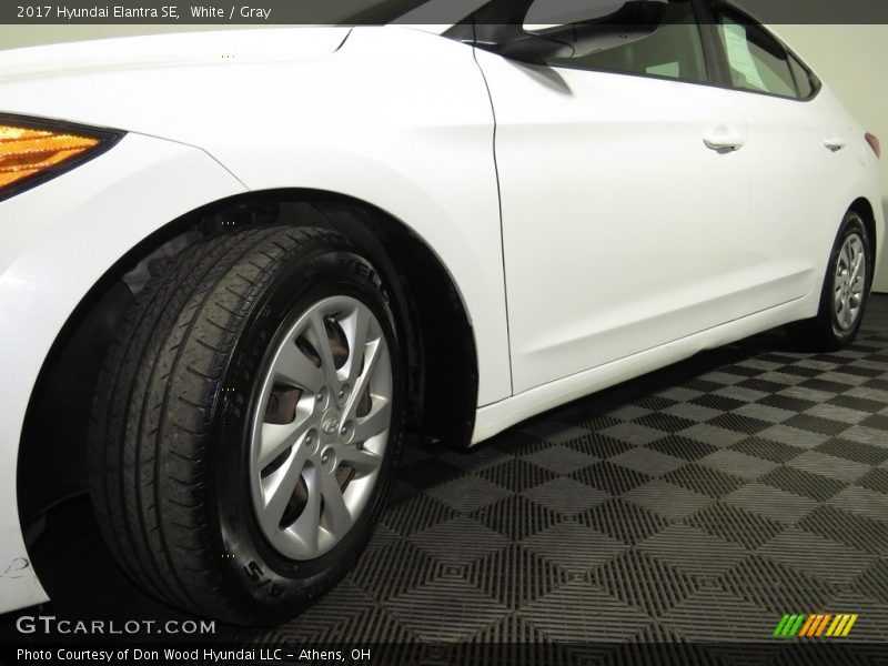 White / Gray 2017 Hyundai Elantra SE