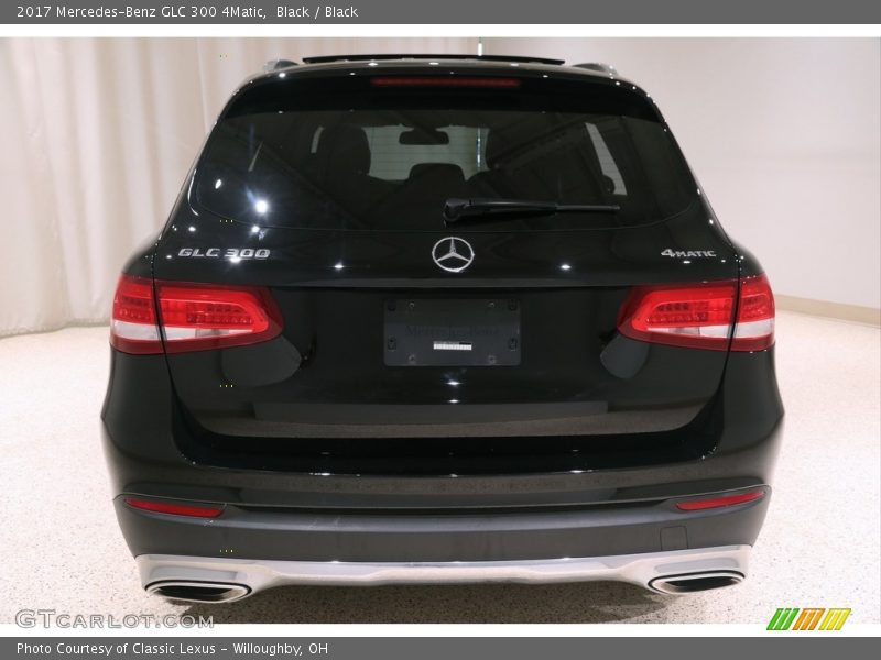 Black / Black 2017 Mercedes-Benz GLC 300 4Matic