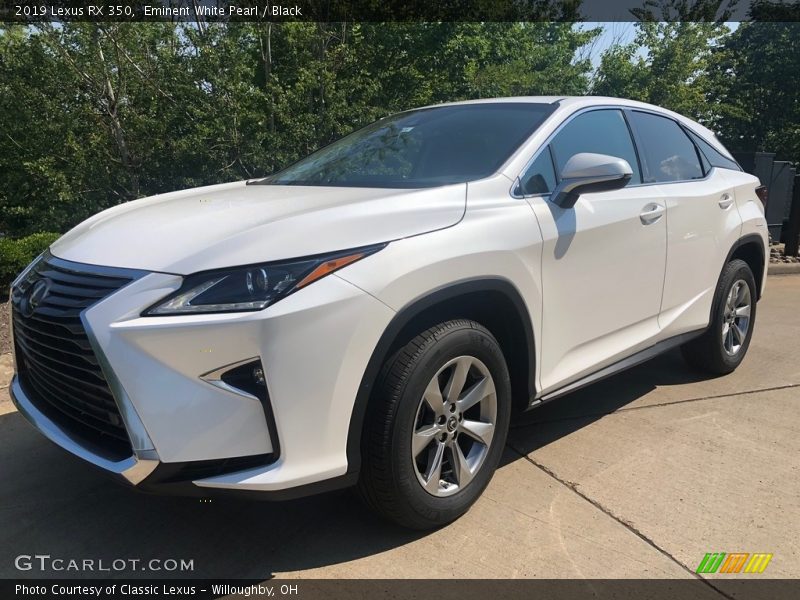 Front 3/4 View of 2019 RX 350