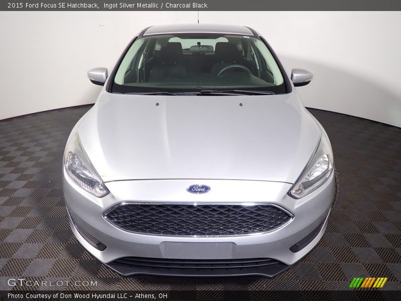 Ingot Silver Metallic / Charcoal Black 2015 Ford Focus SE Hatchback