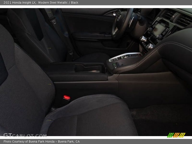 Modern Steel Metallic / Black 2021 Honda Insight LX