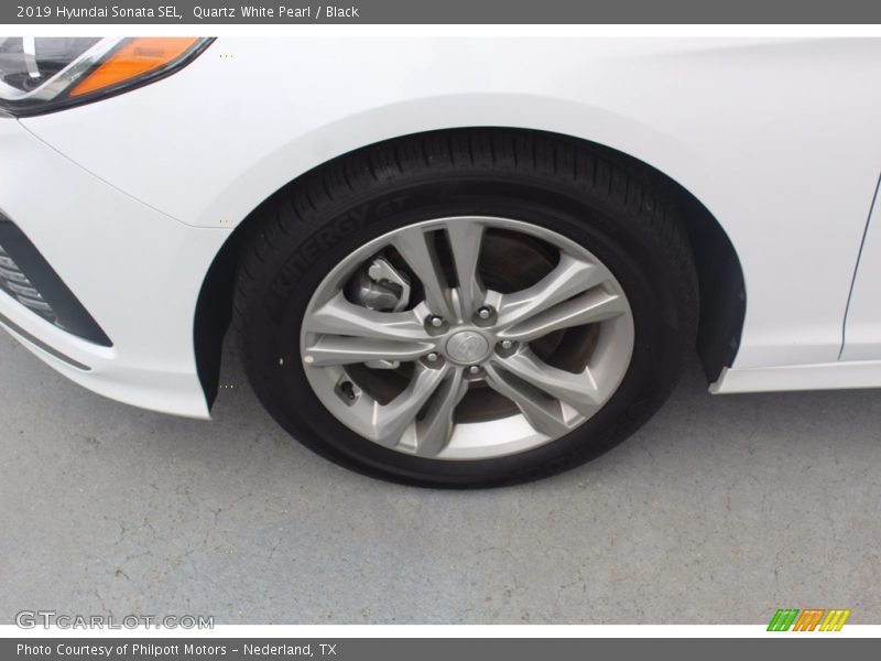 Quartz White Pearl / Black 2019 Hyundai Sonata SEL