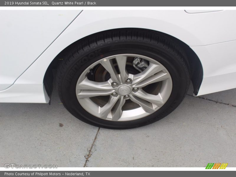 Quartz White Pearl / Black 2019 Hyundai Sonata SEL