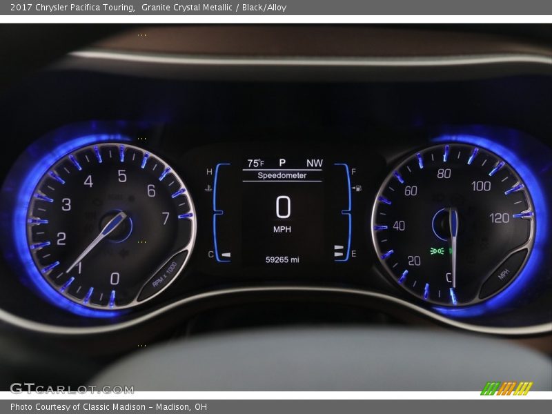 Granite Crystal Metallic / Black/Alloy 2017 Chrysler Pacifica Touring