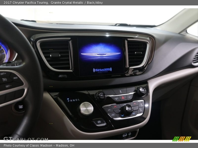 Granite Crystal Metallic / Black/Alloy 2017 Chrysler Pacifica Touring