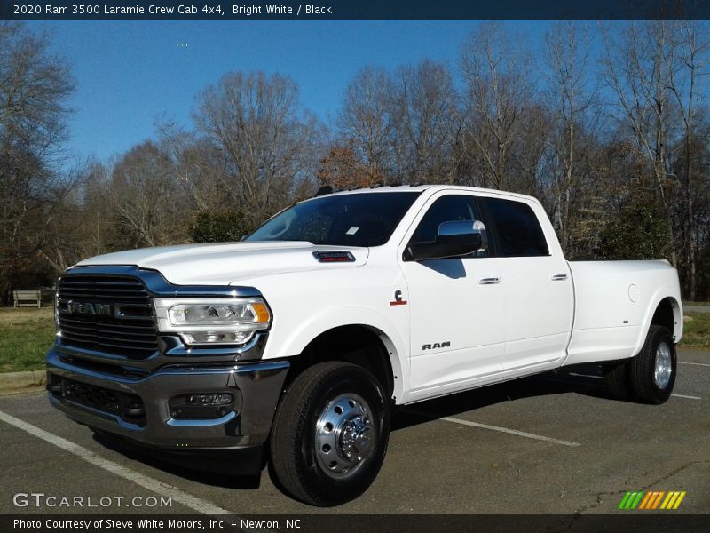 Bright White / Black 2020 Ram 3500 Laramie Crew Cab 4x4