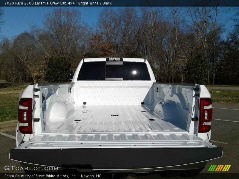 Bright White / Black 2020 Ram 3500 Laramie Crew Cab 4x4