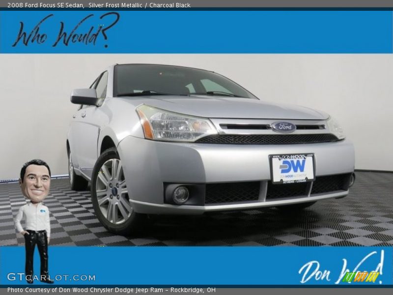 Silver Frost Metallic / Charcoal Black 2008 Ford Focus SE Sedan