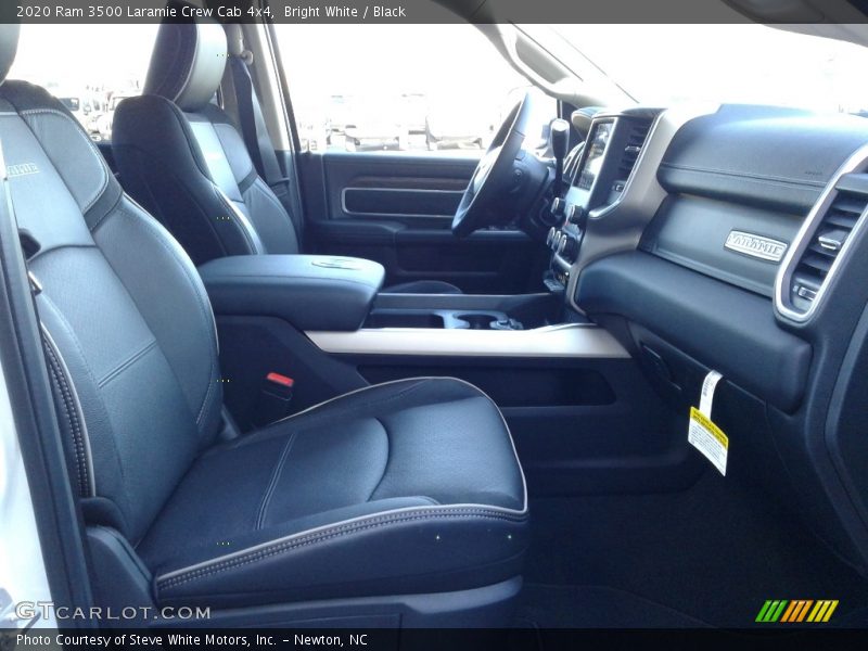 Bright White / Black 2020 Ram 3500 Laramie Crew Cab 4x4