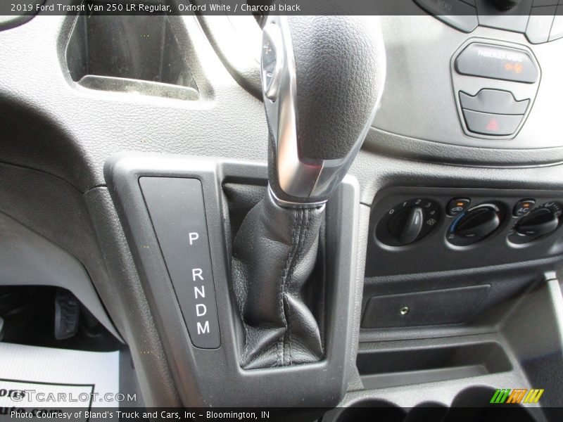 Oxford White / Charcoal black 2019 Ford Transit Van 250 LR Regular