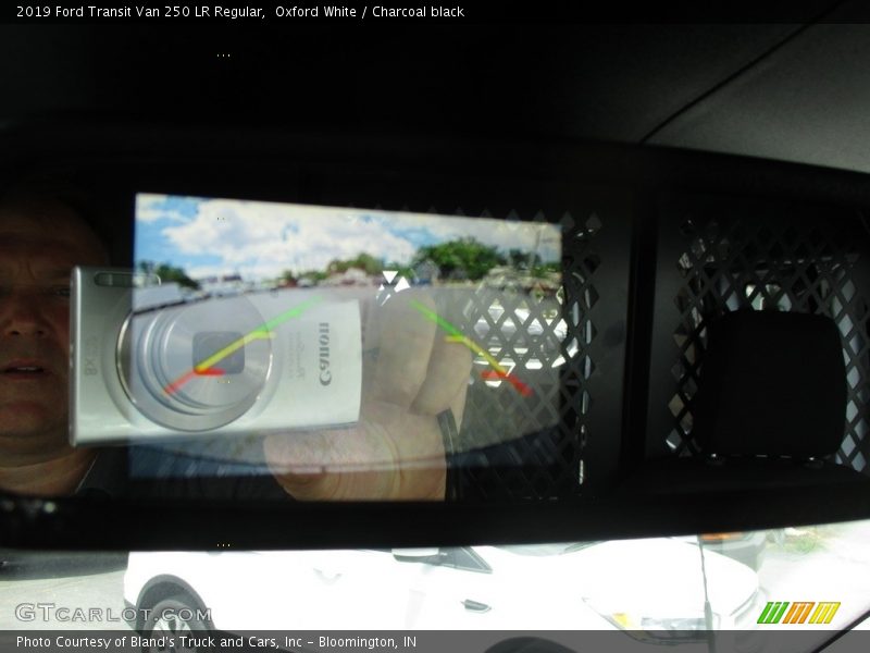 Oxford White / Charcoal black 2019 Ford Transit Van 250 LR Regular