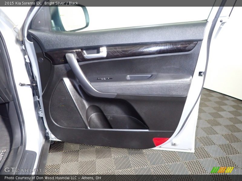 Door Panel of 2015 Sorento EX