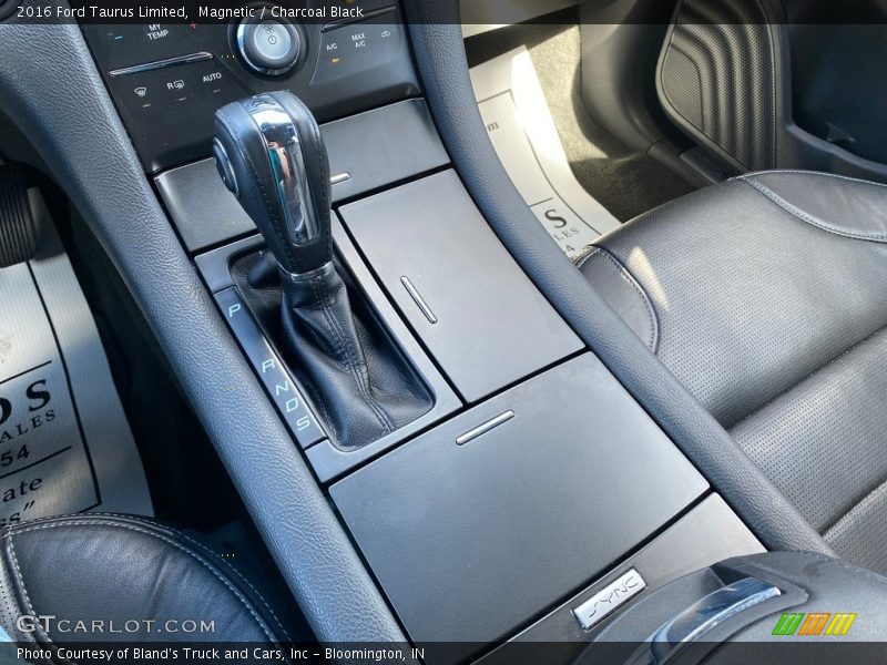 Magnetic / Charcoal Black 2016 Ford Taurus Limited