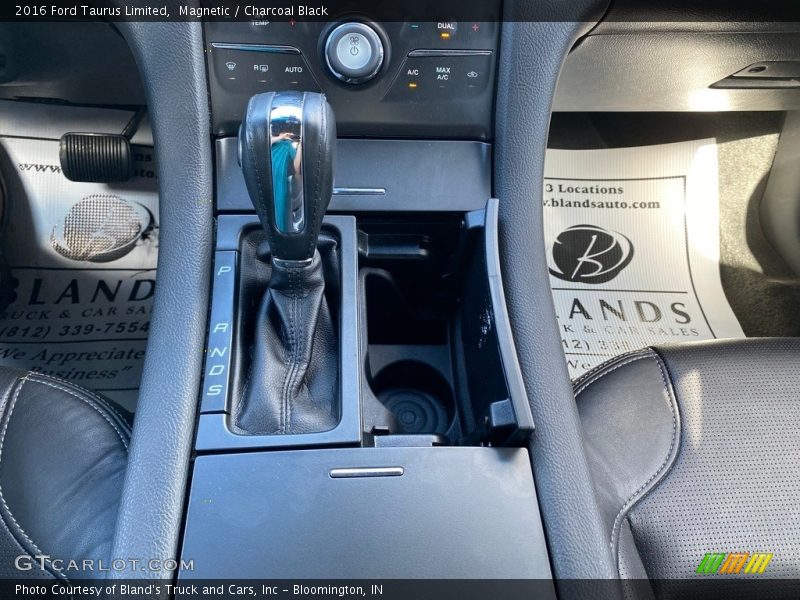 Magnetic / Charcoal Black 2016 Ford Taurus Limited